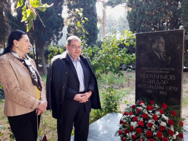 Kinorejissor Əjdər İbrahimovun xatirəsi anılıb - foto