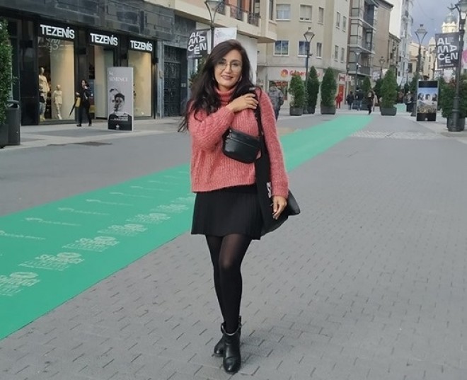 Zülfiyyə İspaniyaya mükafat üçün getdi - video