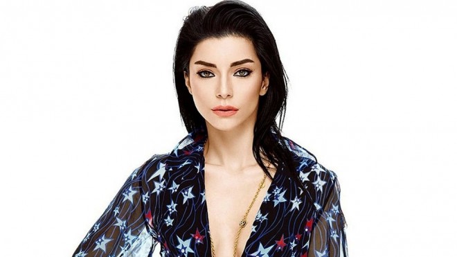 Aktrisa dostlarını "İnstaqram"dan sildi