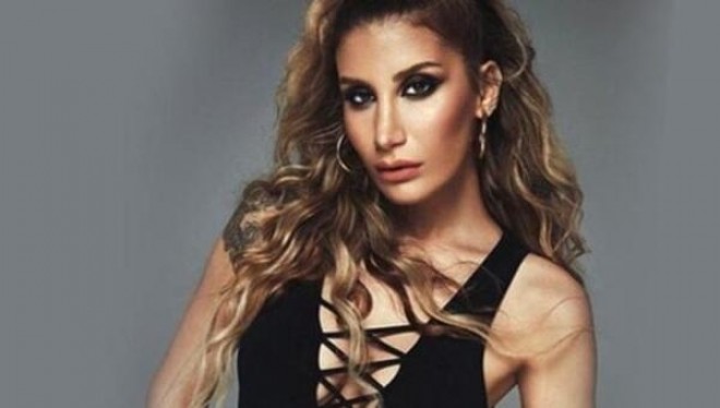 İrem Derici evini dəyişdirdi