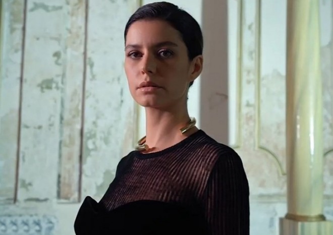 Aktrisa ana olmaq istəyir