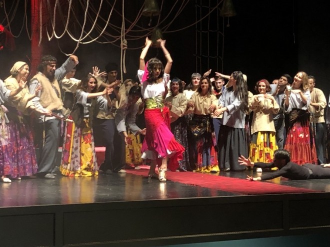 “Paris Notr-Dama ithaf” növbəti dəfə səhnədə...