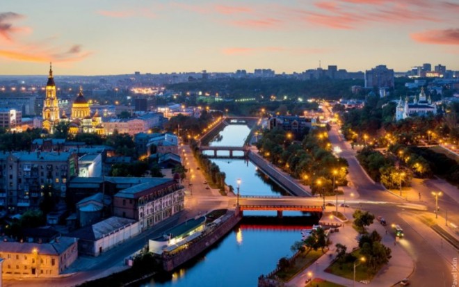 Xarkovda Nizami Gəncəvinin heykəli qoyulacaq