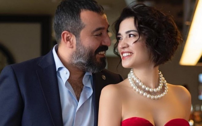 Aktyor həmkarı ilə 10 sonra ayrıldı