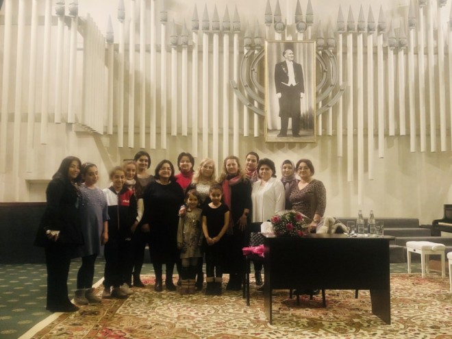 Adilə Əliyeva ustad dərsi keçdi - foto