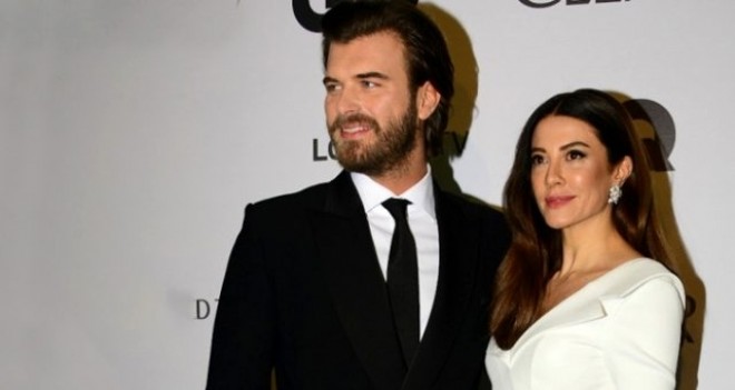 Aktyor həyat yoldaşının köməyi ilə sağaldı