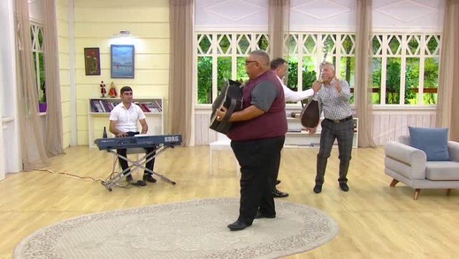 Tanınmış qarmon ifaçısı vəfat etdi