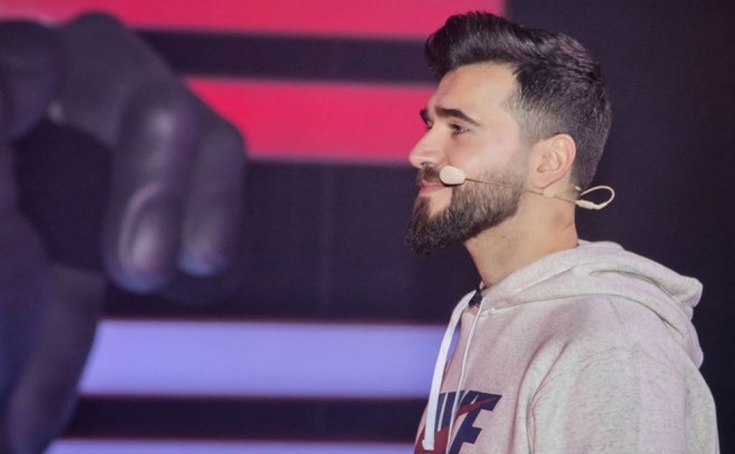 Çingiz açıq-saçıq videolar paylaşan xanımlara səsləndi