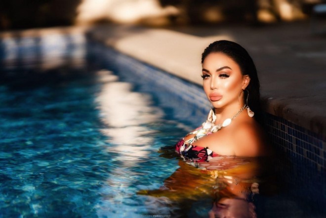 Lətifə yeni fotosessiya etdirdi