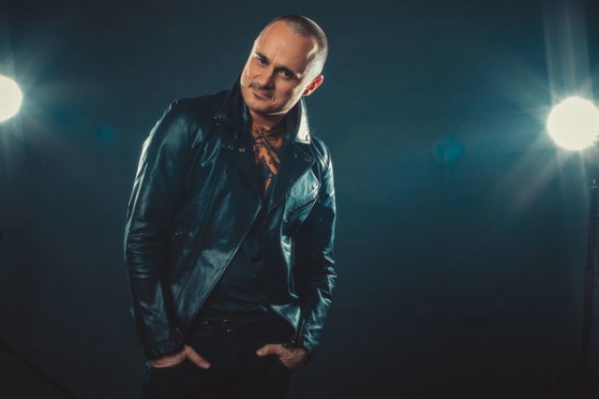 Miri Yusif könüllü cəbhəyə gedir