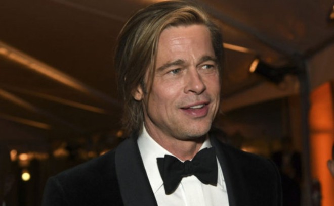 Bred Pitt xeyirxah addım atdı - foto