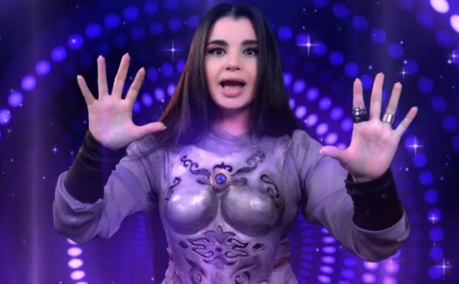 "Tikanlı yol" mahnısı ilə tanındı - video