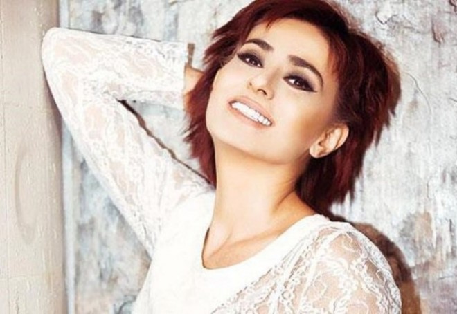 Yıldız Tibe musiqisevərlər qarşısına çıxır