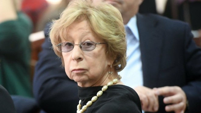 Xalq artisti xəstəxanada müalicə alır