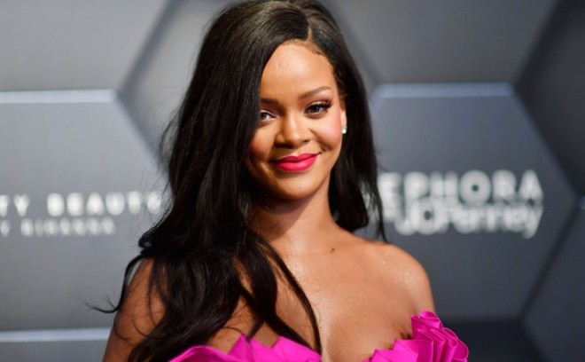 Rihanna yeni brend yaradır