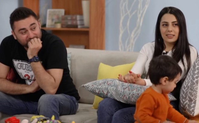 "Atalar evdən gedəndə uşaq arxasınca ağlayır..." 