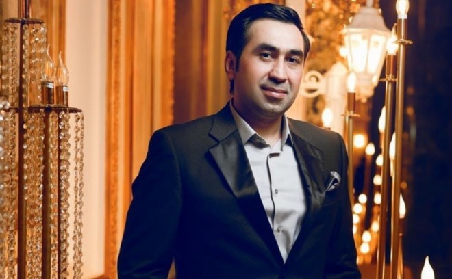 Elton özünə qadağa qoydu