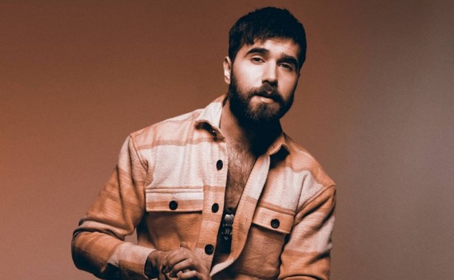 Çingiz ifa janrını dəyişdi