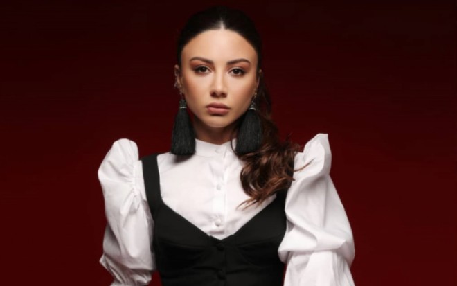 "Hər kəs öz yolunu gedir..." 