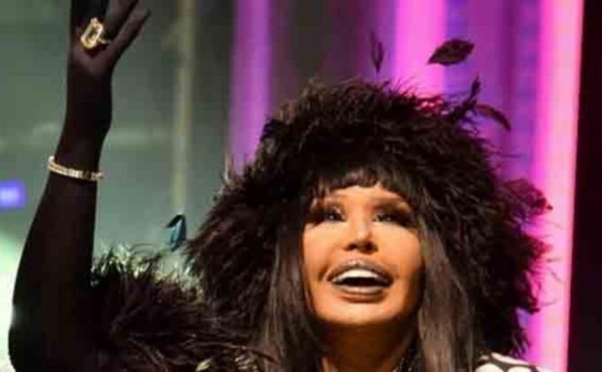 Bülənt Ərsoyun üzüyü müzakirə olunur - foto
