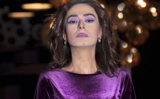 Müğənni xeyriyyə işləri məşğuldur