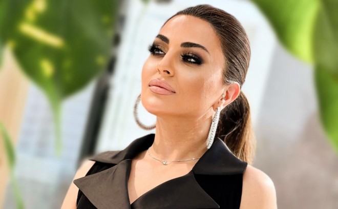 Gülay paylaşımı ilə diqqət çəkib
