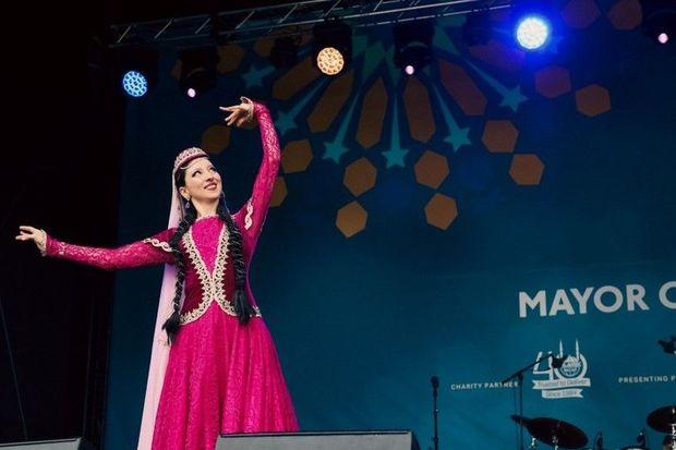Azərbaycanın milli rəqsi Londonda - FOTO