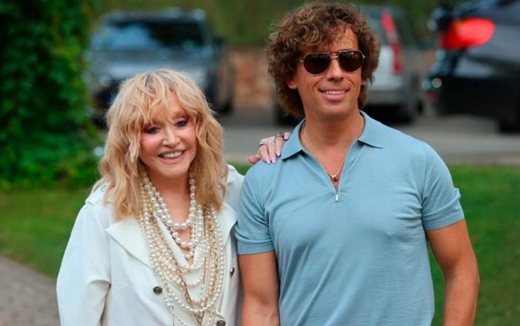 Xalq artisti yeni villa alıb