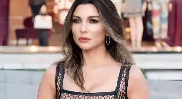 Selen aktyor ərinə xəyanət edib - FOTO