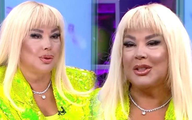 Yatanda kirpiklərini çıxarmır - VİDEO