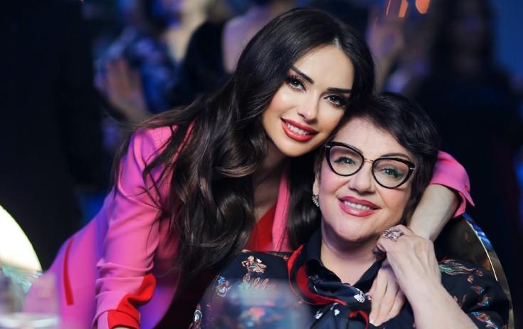 "Manana, sən həmişə oxu, parla..."