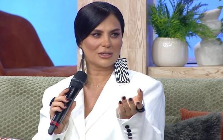 Geyimlərini qızı üçün saxlayır