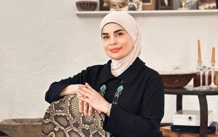 Fərqanə yemək yeməyi sevir